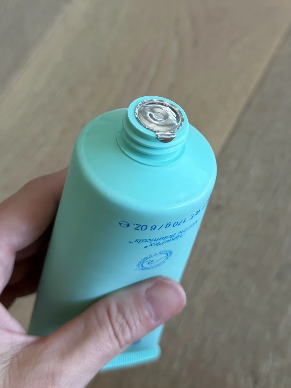 Aquage Curl Defining Styling Gel - Picture 6 of 6